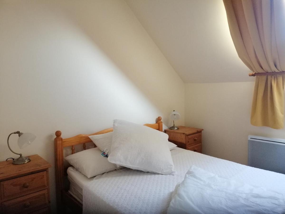Beautiful 2-Bed House In Saint-Leger-Magnazeix别墅 外观 照片